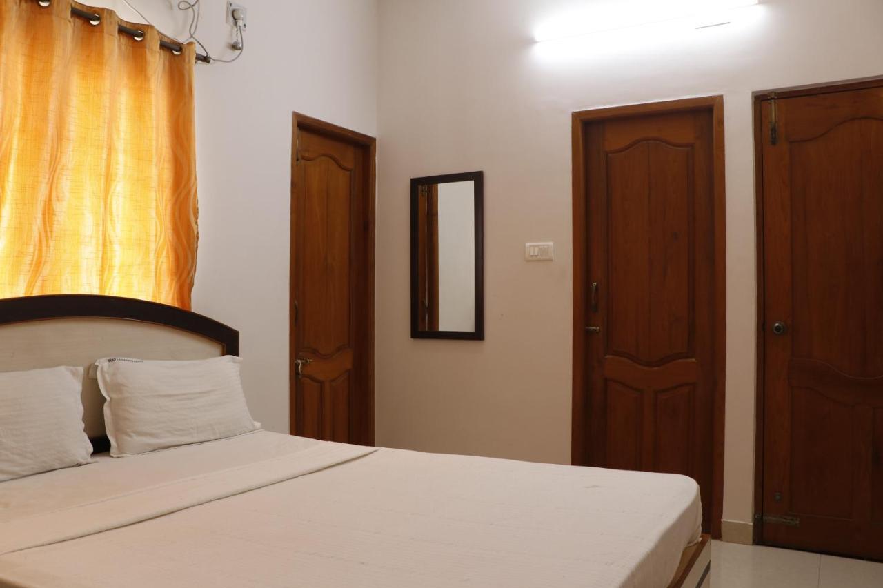 Fiesta House Pallikaranai Chennai Eksteriør bilde